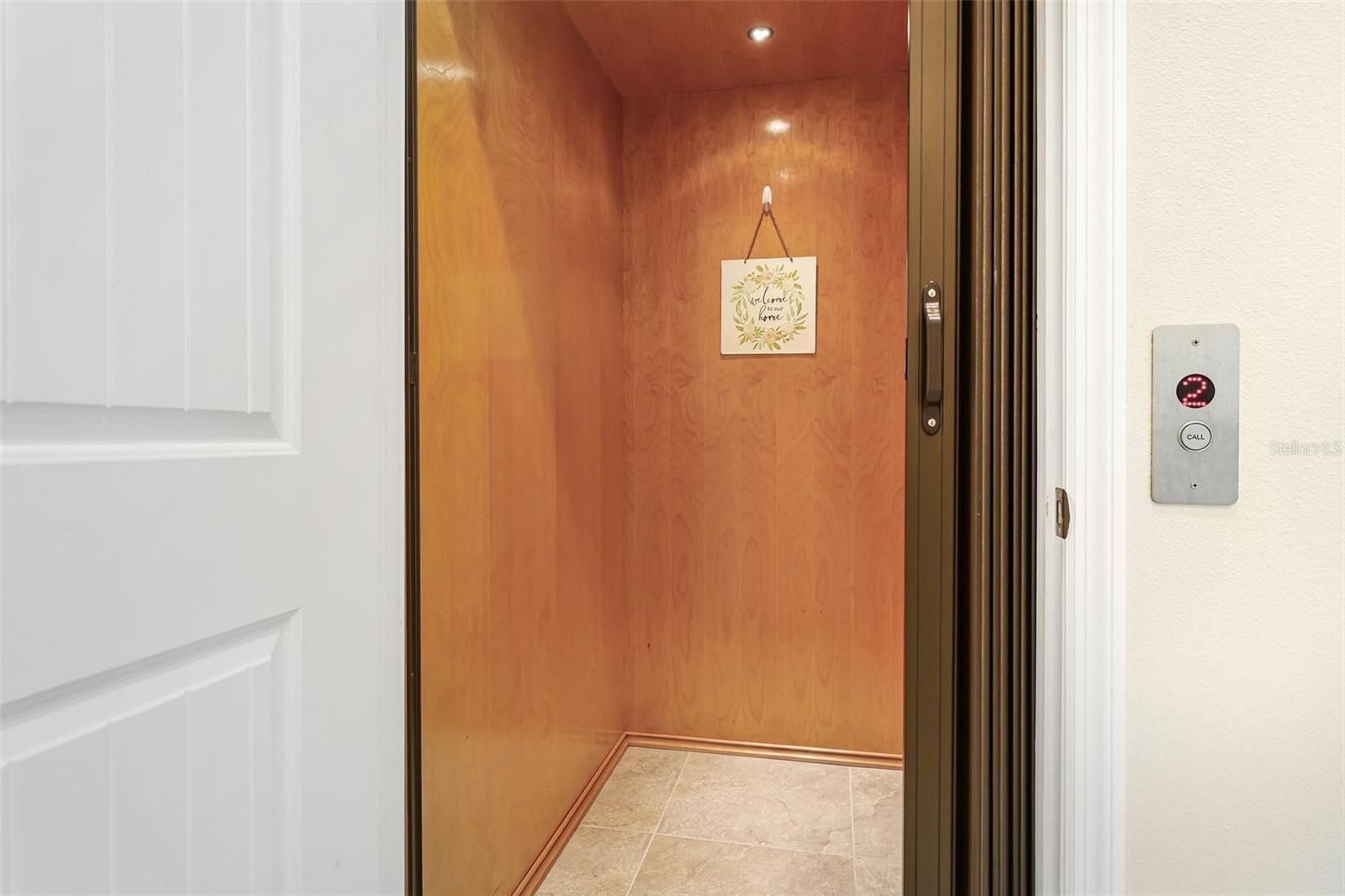 EDGEWATER WALK ON HARBOUR ISLE 5-36 - Residential