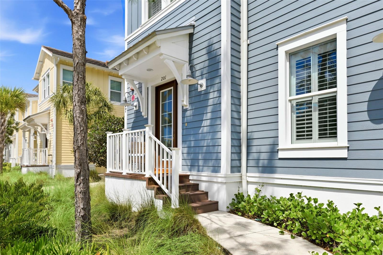 EDGEWATER WALK ON HARBOUR ISLE 5-36 - Residential
