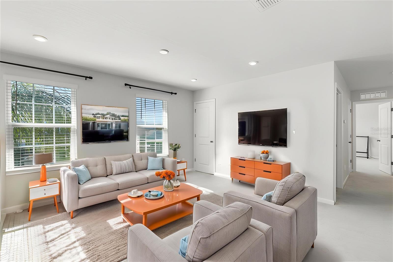 KENSINGTON RESERVE PH II - Residential