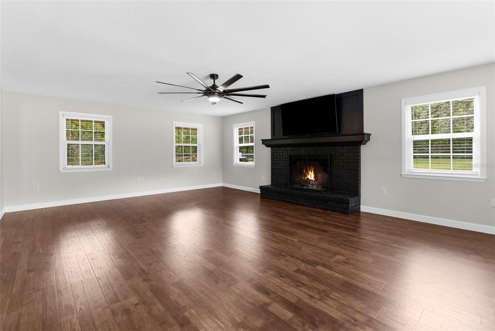 VISTA HEIGHTS ESTATES - Residential