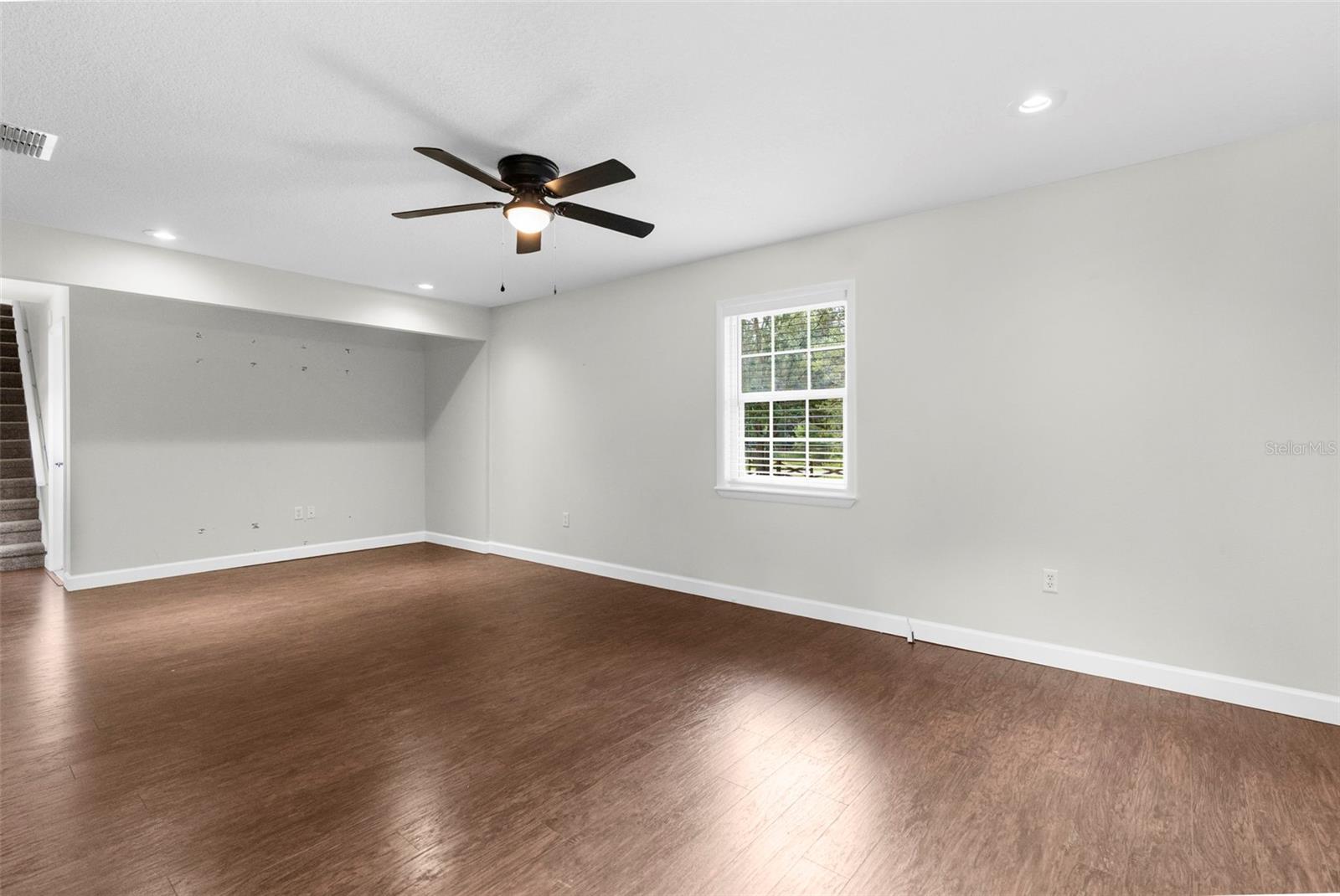 VISTA HEIGHTS ESTATES - Residential