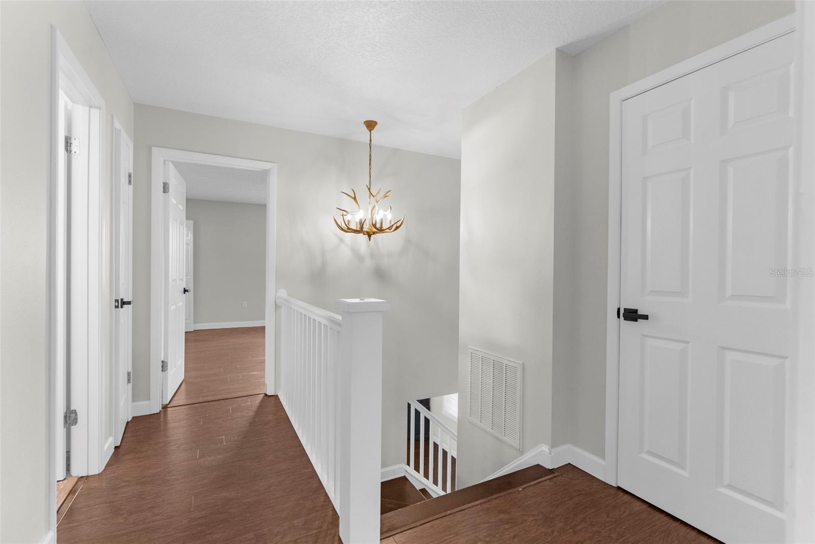 VISTA HEIGHTS ESTATES - Residential