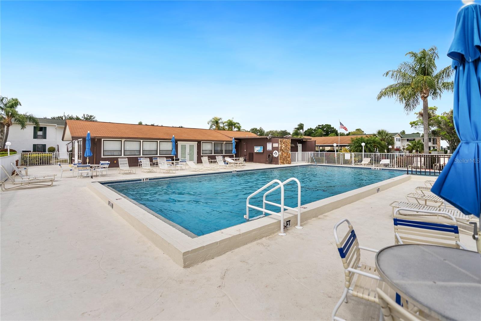 5400 34TH STREET W D12