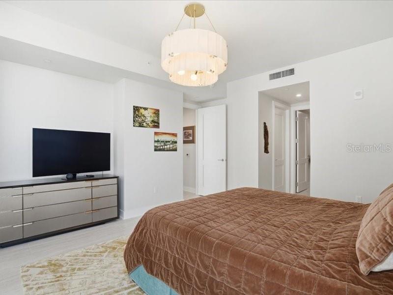 SALTAIRE CONDO - Residential