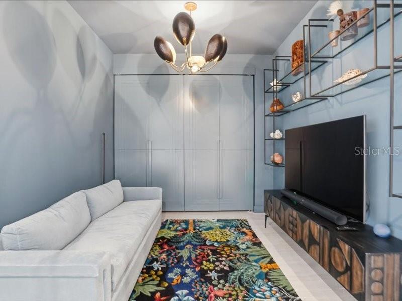 SALTAIRE CONDO - Residential