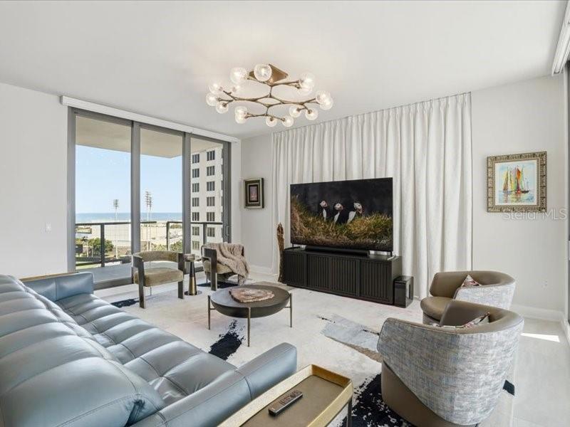 SALTAIRE CONDO - Residential