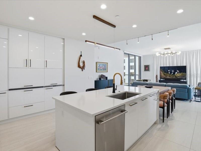 SALTAIRE CONDO - Residential