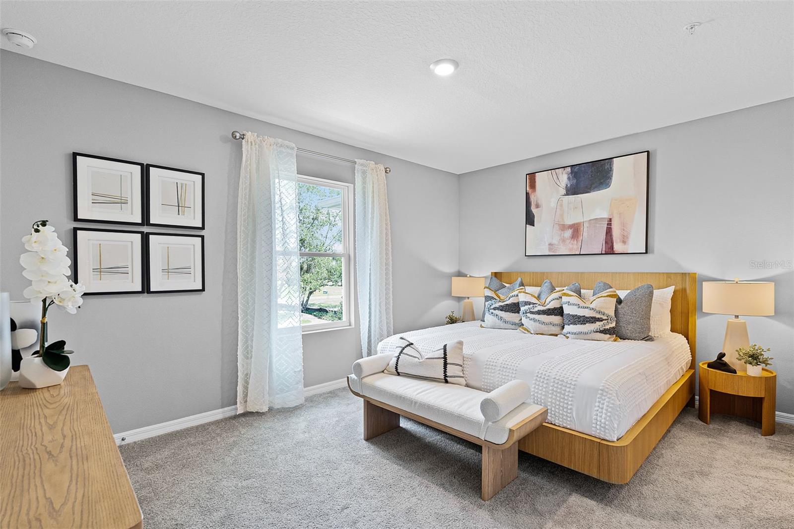 NONA WEST - Residential