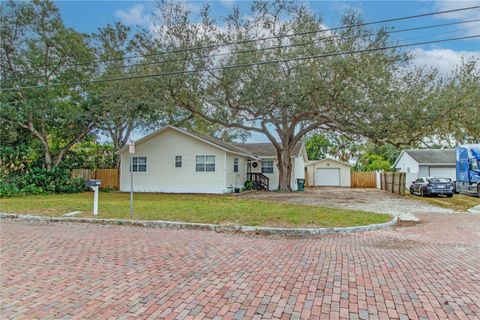525 4TH AVENUE SW LARGO FL 33770
