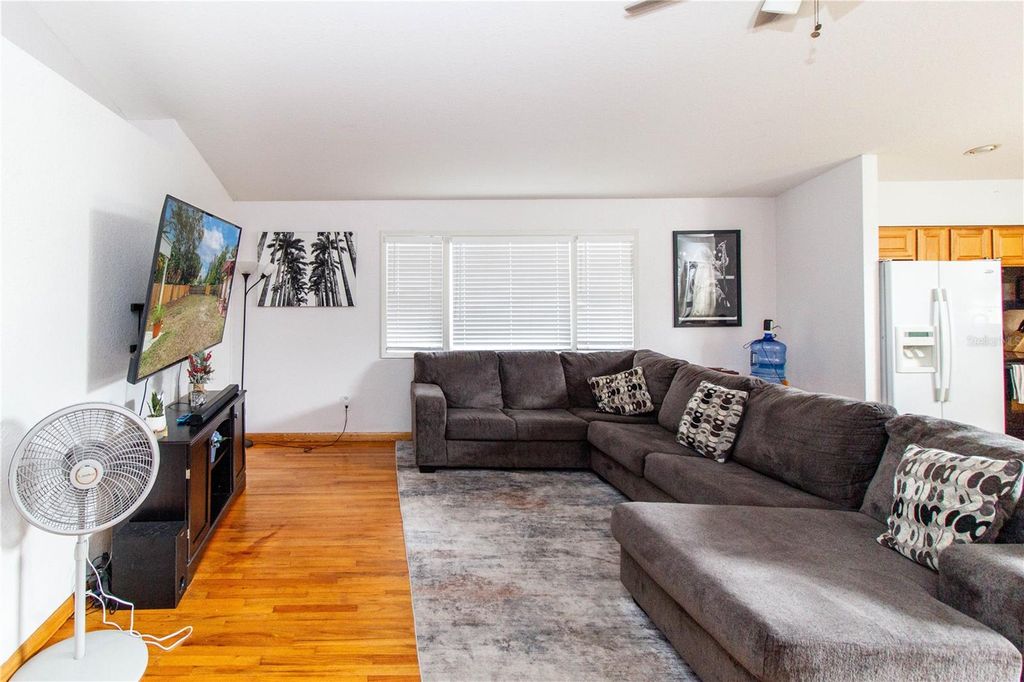 Photo of 525 4th Avenue SW, Largo, FL 33770 (MLS # O6366064)