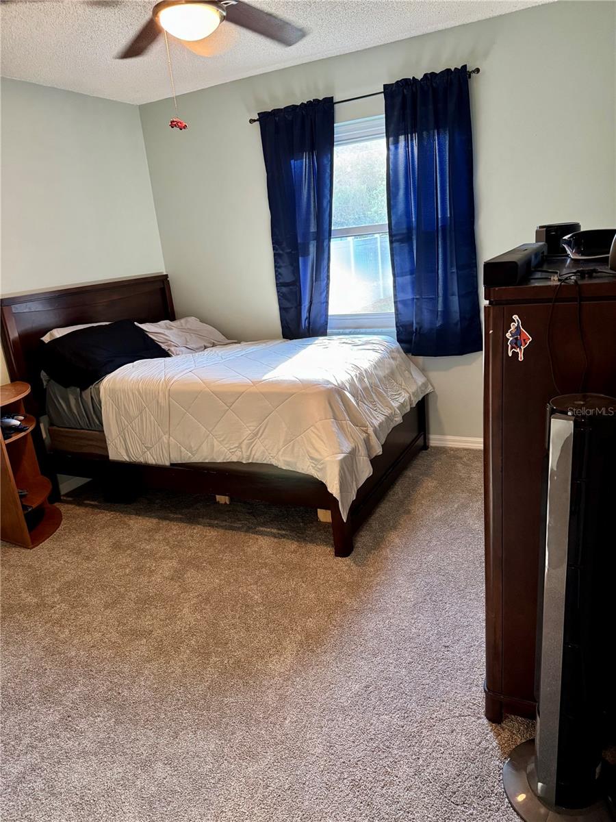 PINE LAKES - Residential