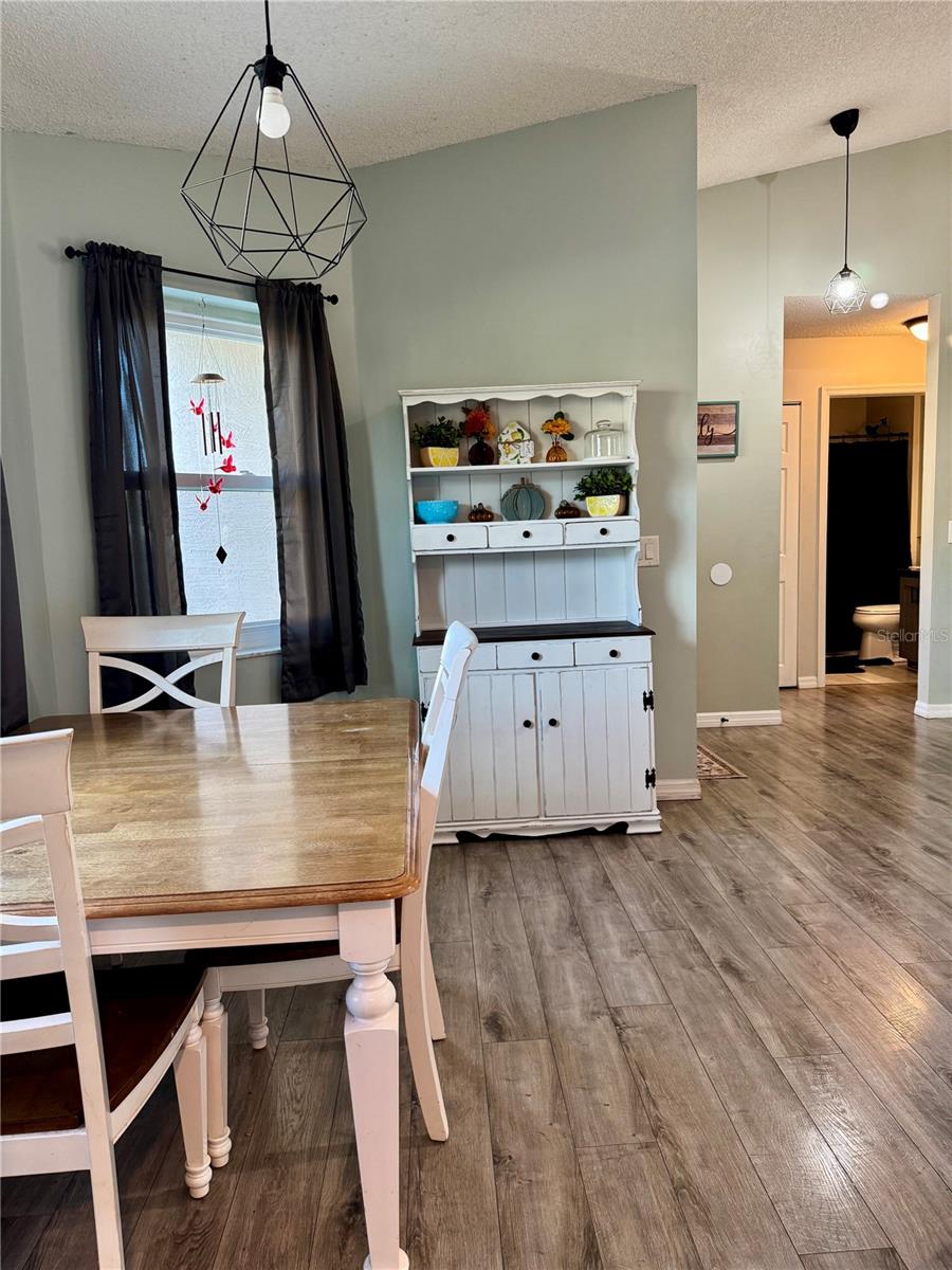 PINE LAKES - Residential