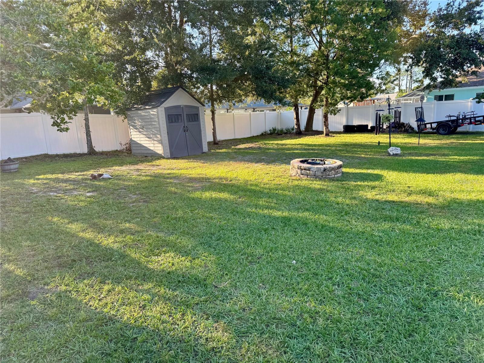 PINE LAKES - Residential