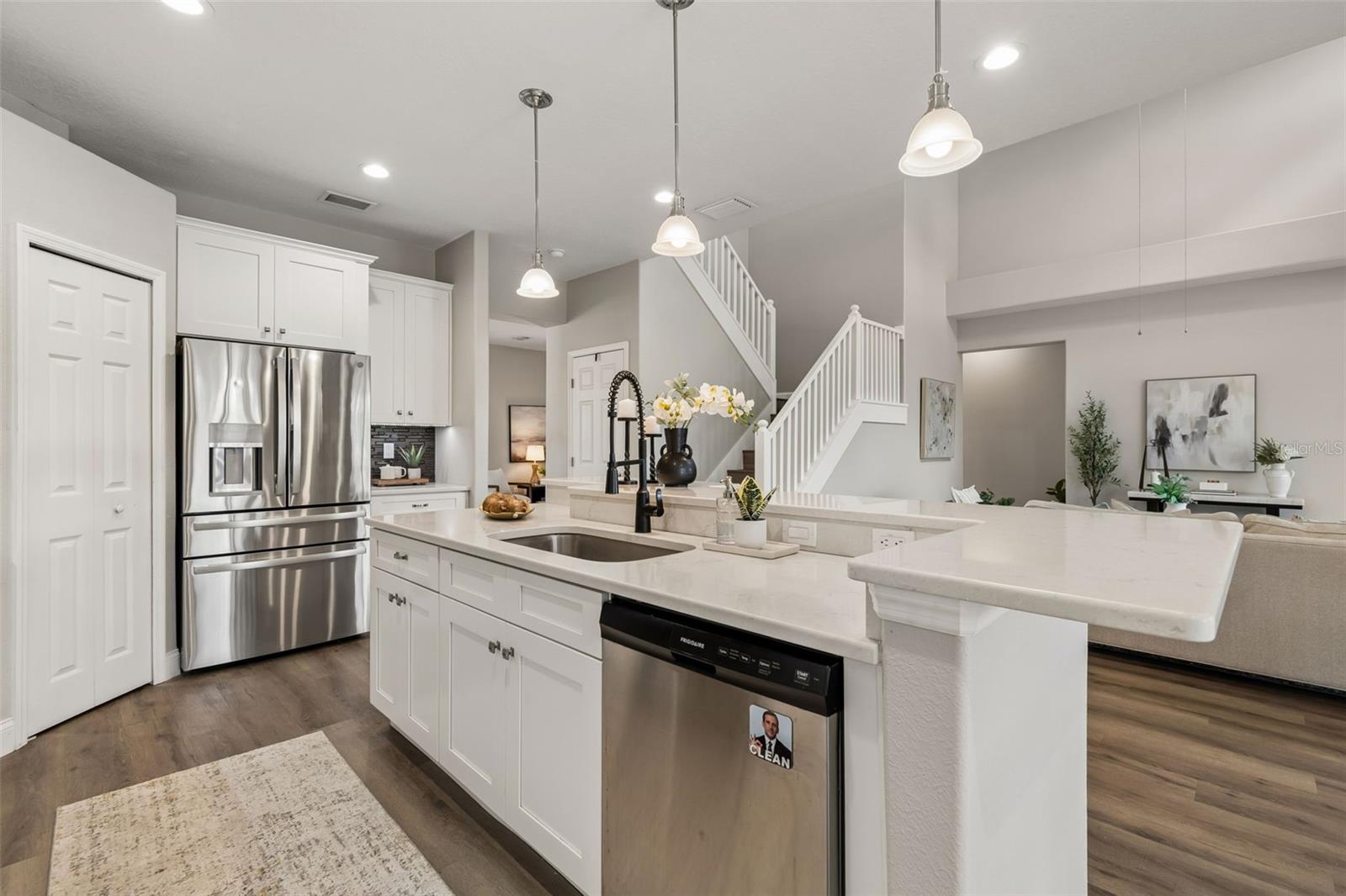 CONCORD STATION PH 01 UNITS A & B - Residential