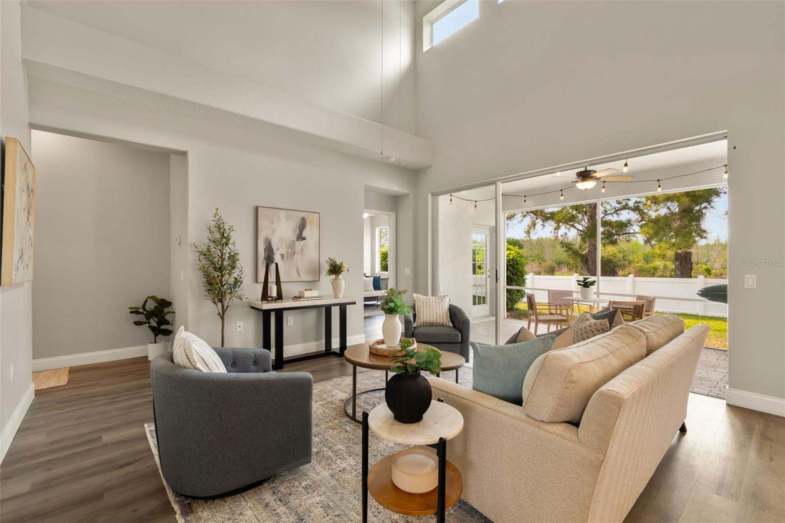 CONCORD STATION PH 01 UNITS A & B - Residential