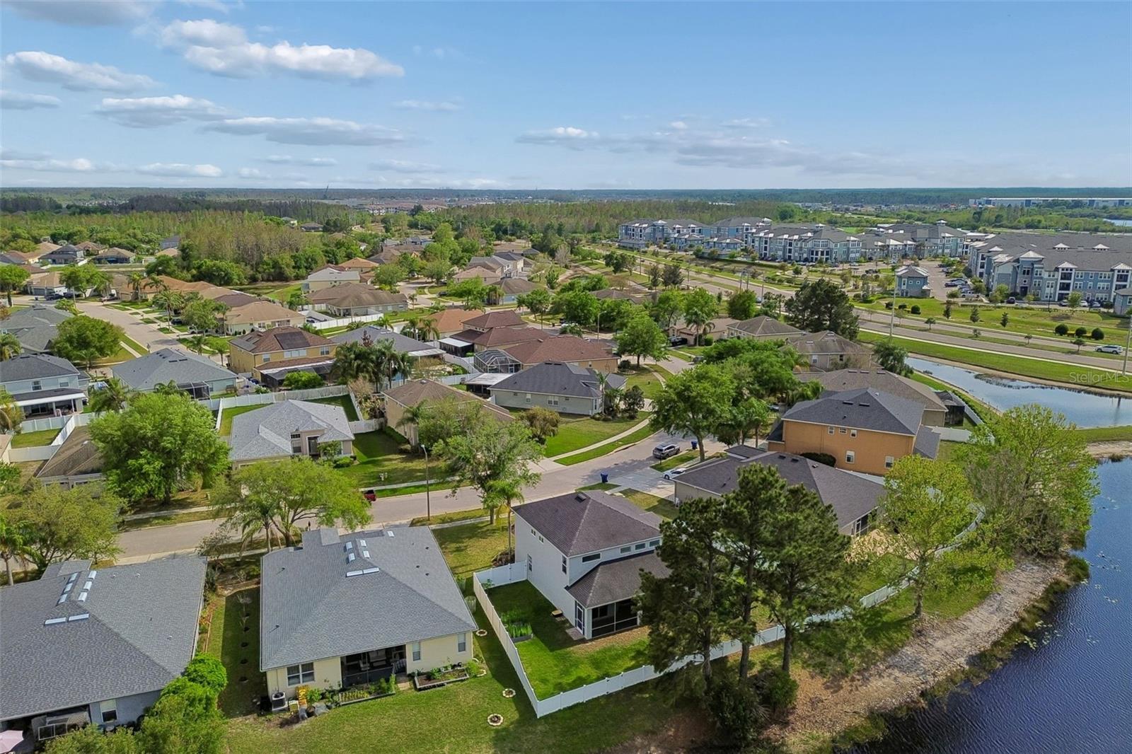 CONCORD STATION PH 01 UNITS A & B - Residential