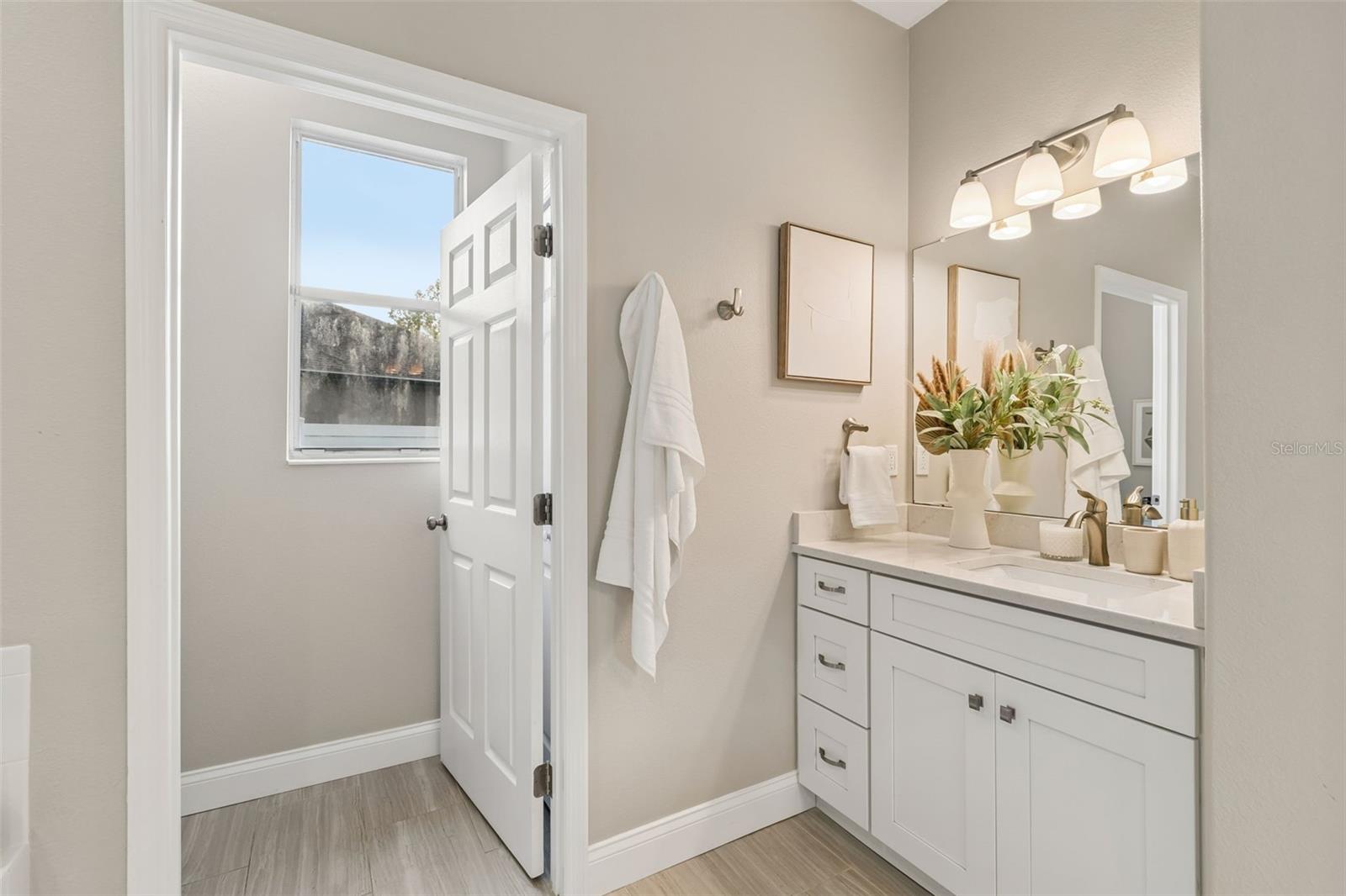 CONCORD STATION PH 01 UNITS A & B - Residential