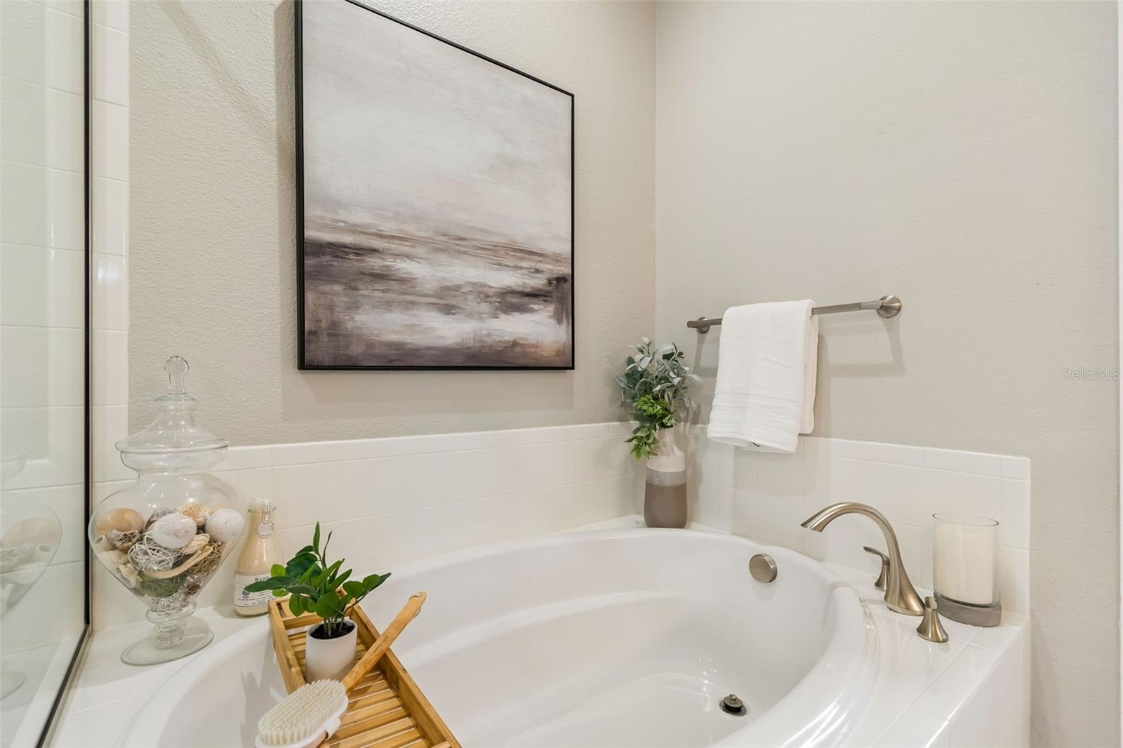 CONCORD STATION PH 01 UNITS A & B - Residential