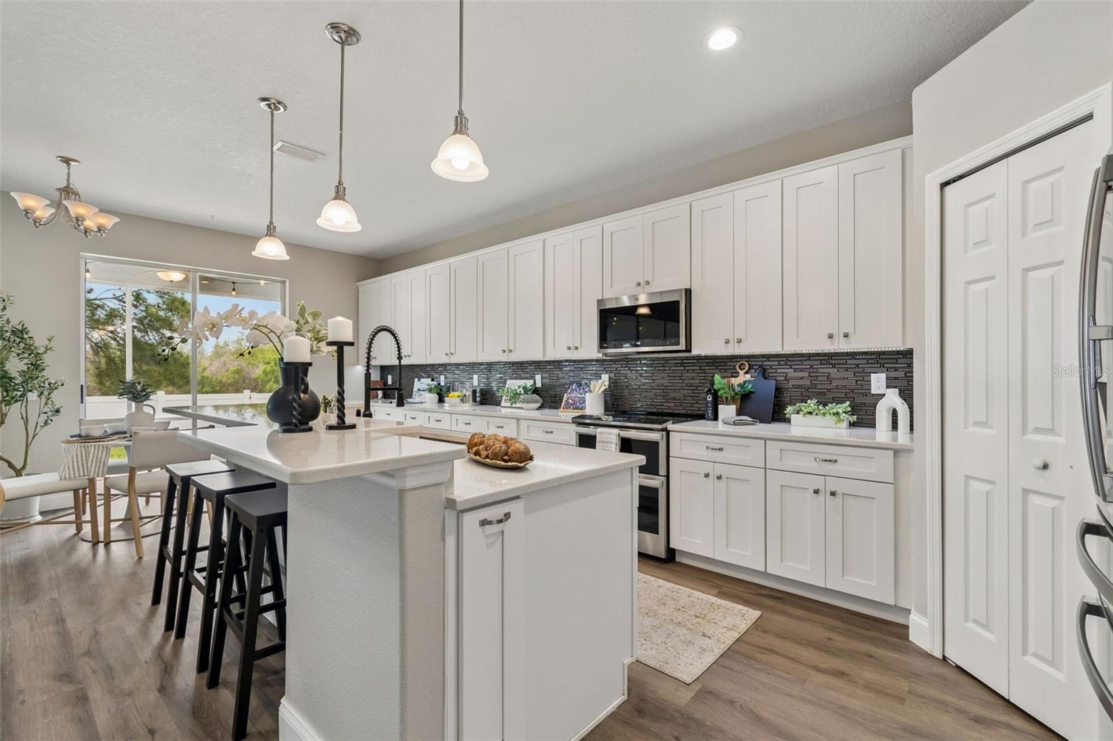 CONCORD STATION PH 01 UNITS A & B - Residential