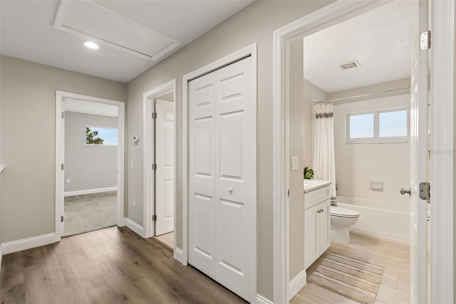 CONCORD STATION PH 01 UNITS A & B - Residential