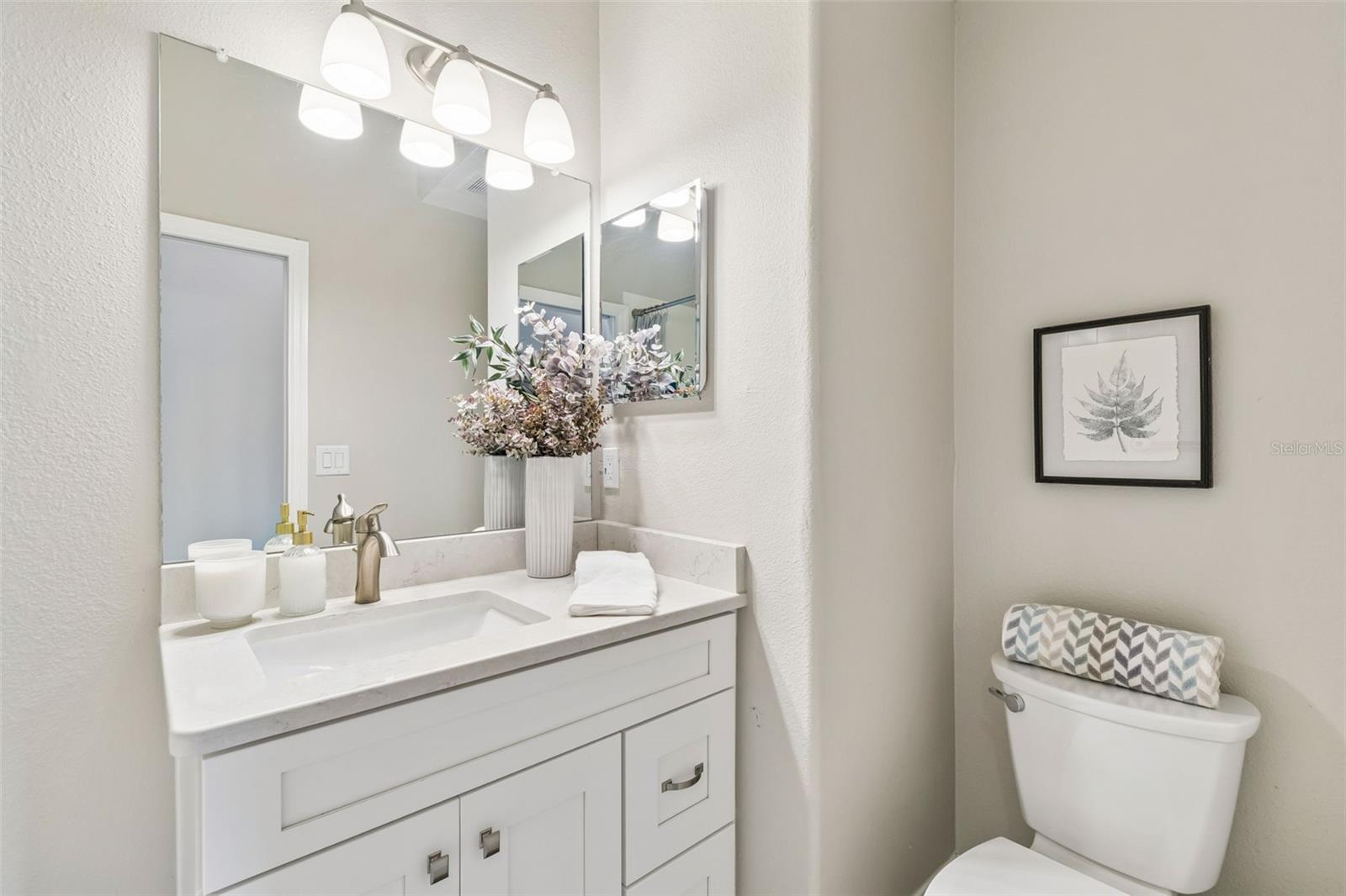 CONCORD STATION PH 01 UNITS A & B - Residential