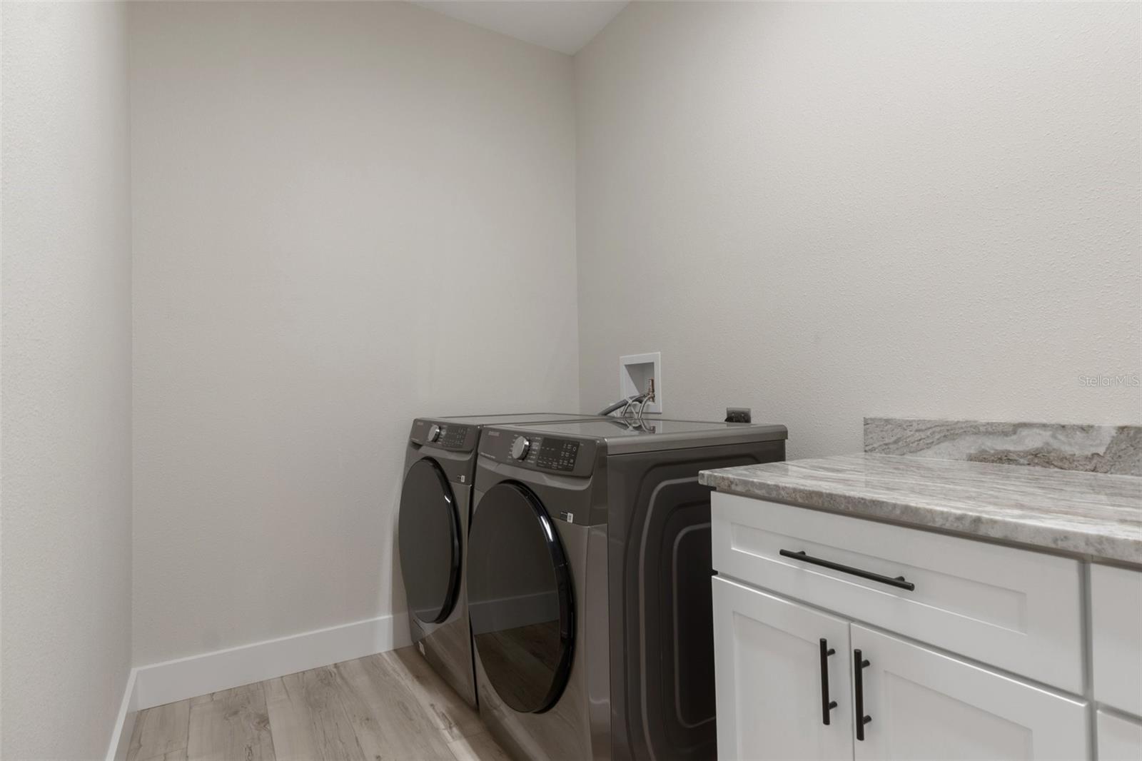 PINE RIDGE UNIT 01 - Residential