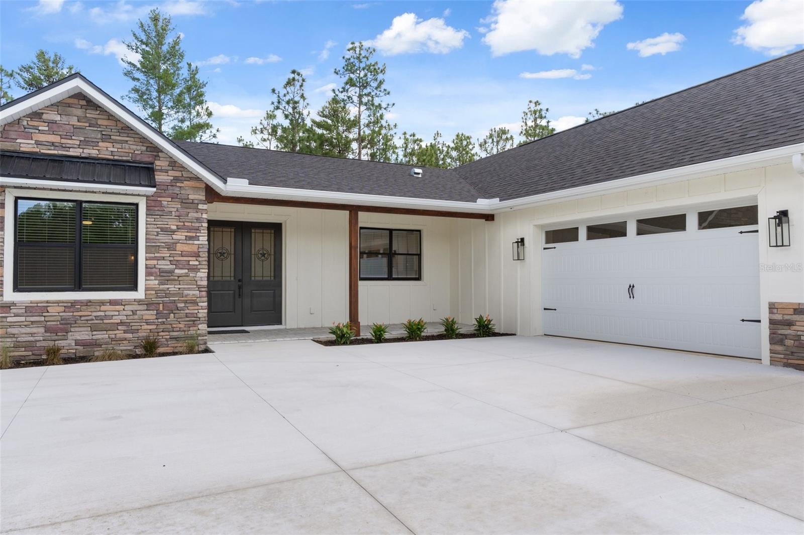 PINE RIDGE UNIT 01 - Residential