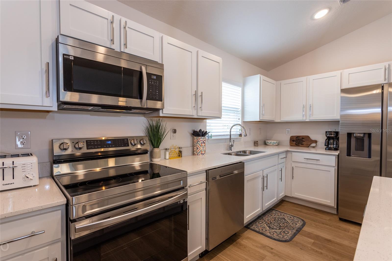 FOREST GROVE BUS CENTER - Residential