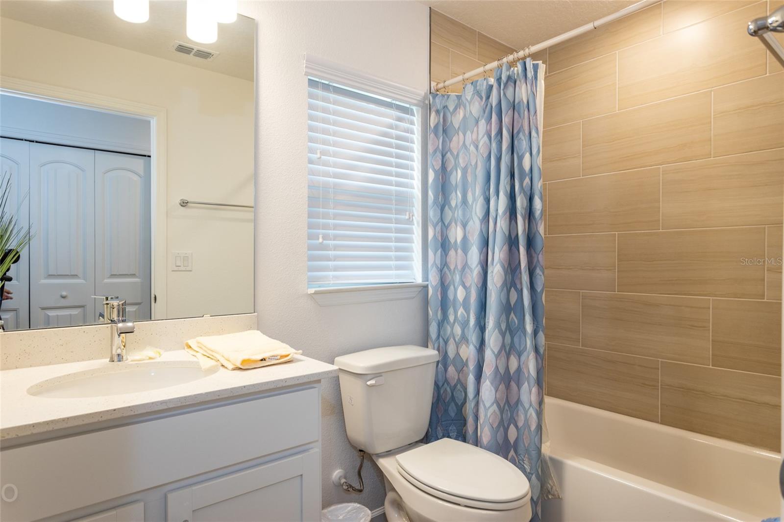 FOREST GROVE BUS CENTER - Residential