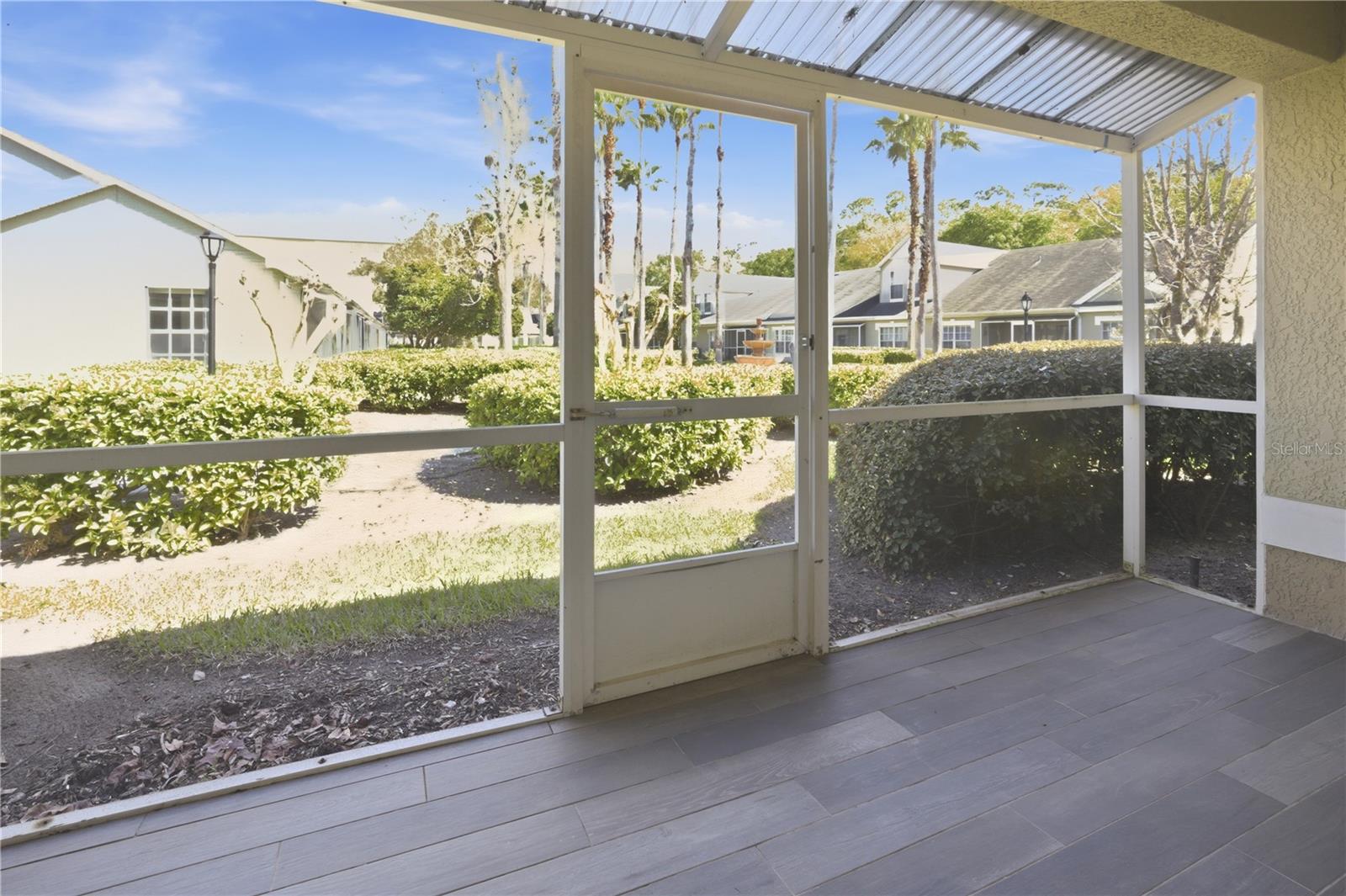 WATERFORD AT PALM HARBOR LUXURY CONDO - Residential