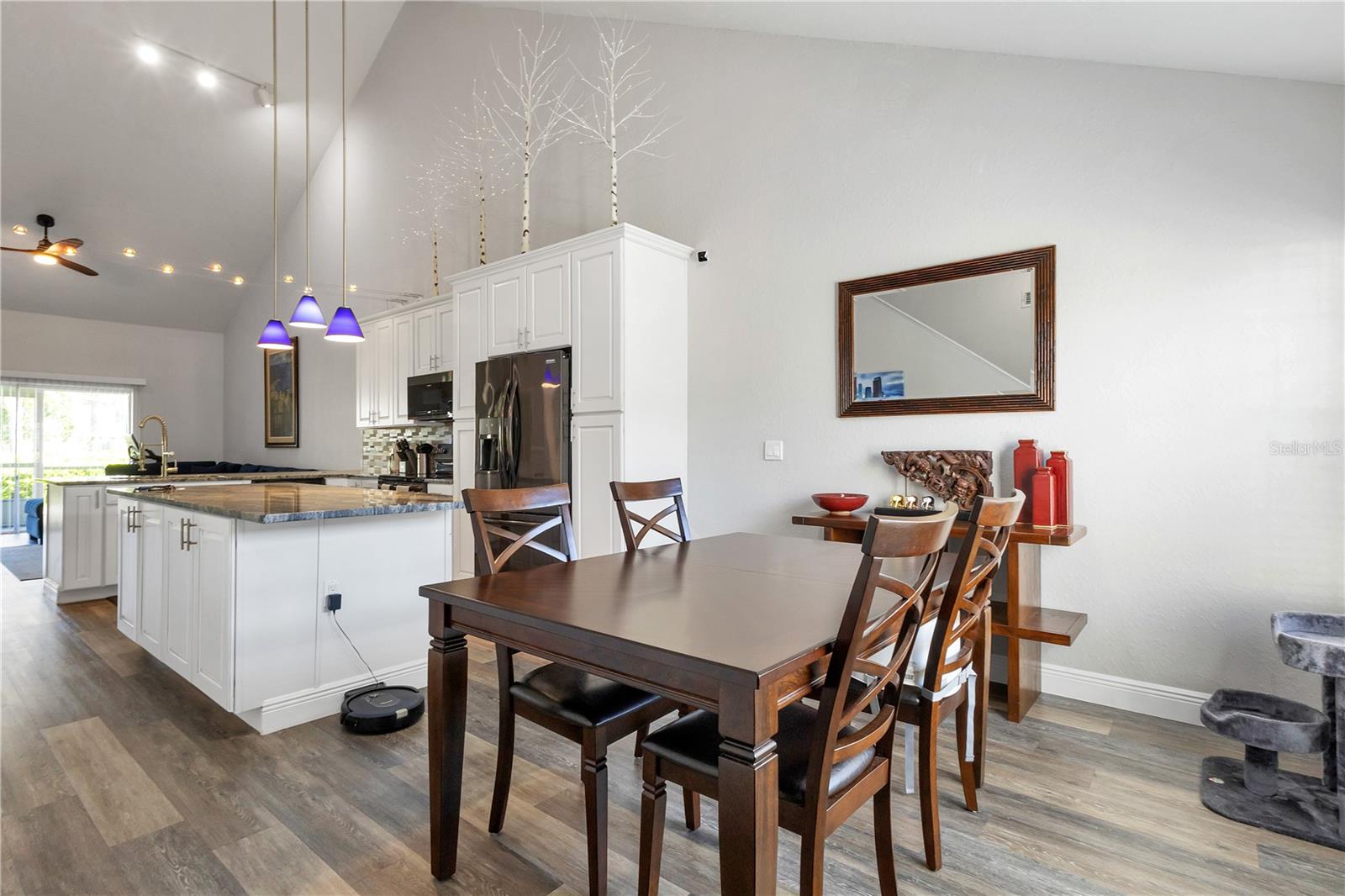 WATERFORD AT PALM HARBOR LUXURY CONDO - Residential