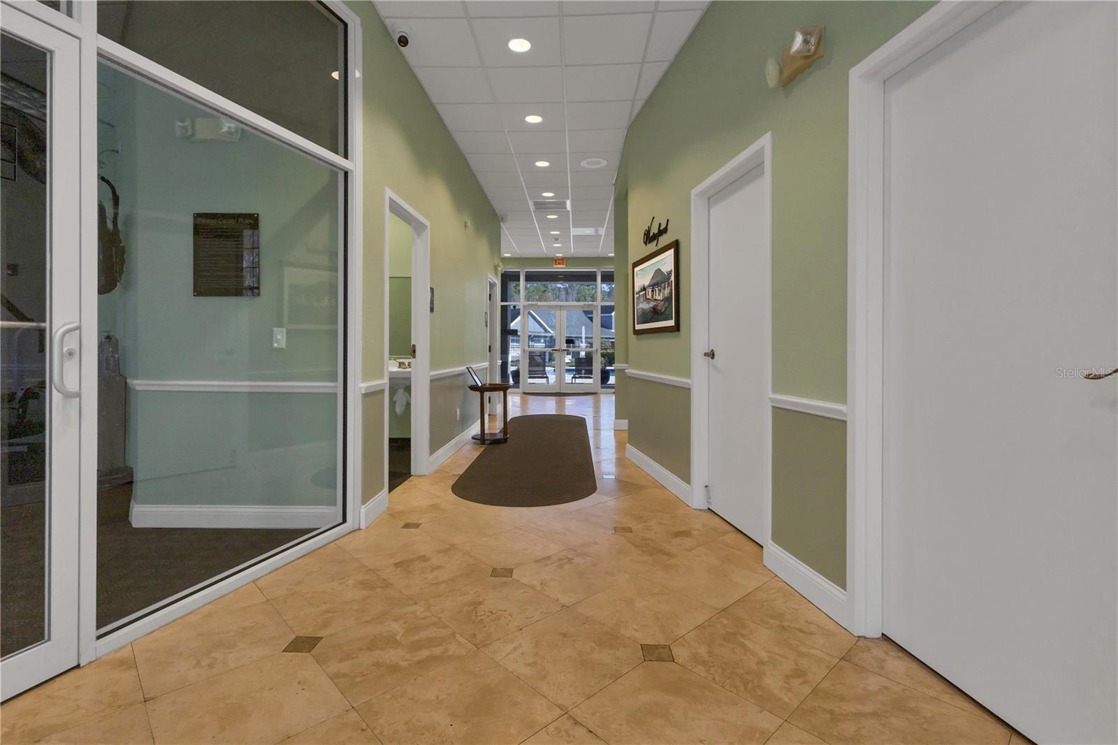 WATERFORD AT PALM HARBOR LUXURY CONDO - Residential