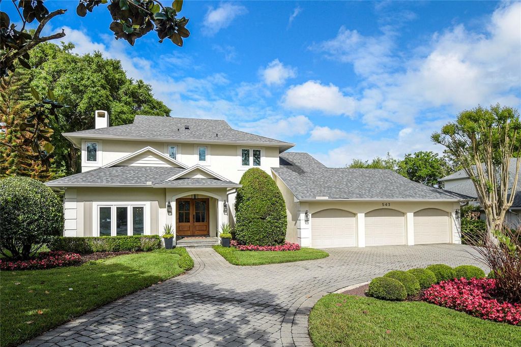 Photo of 543 E Lake Sue Avenue, Winter Park, FL 32789 (MLS # O6397480)