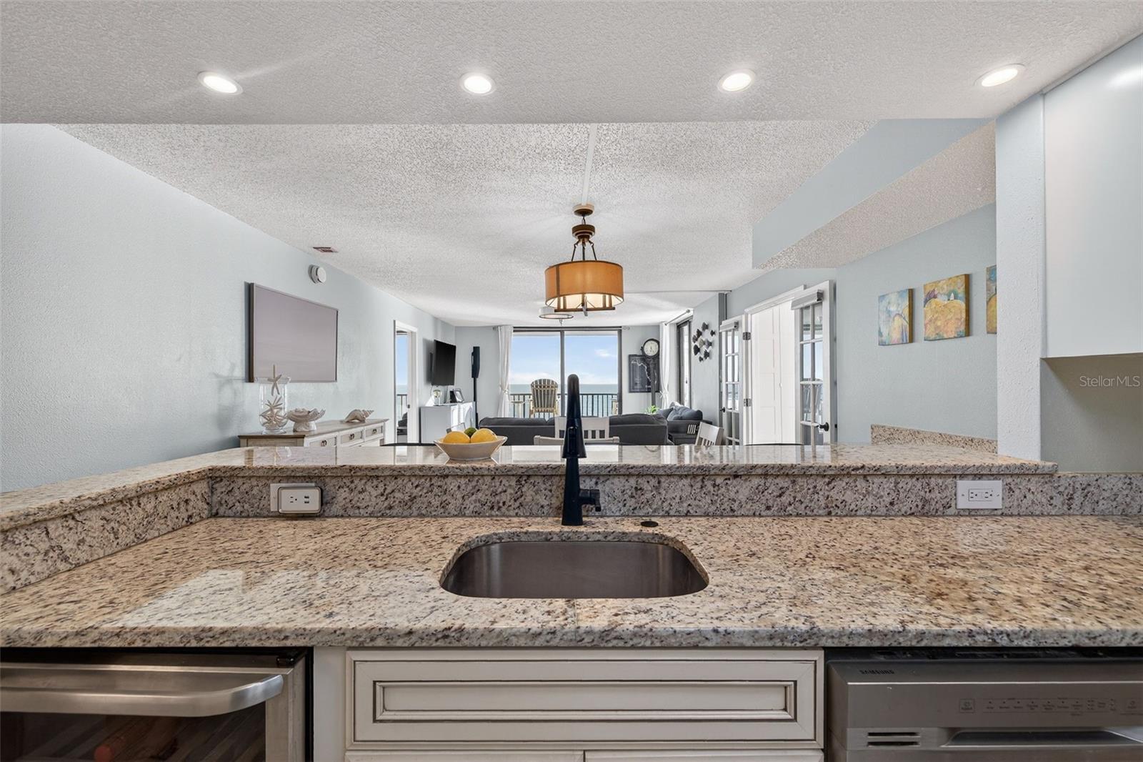 MADEIRA TOWERS CONDO - Residential