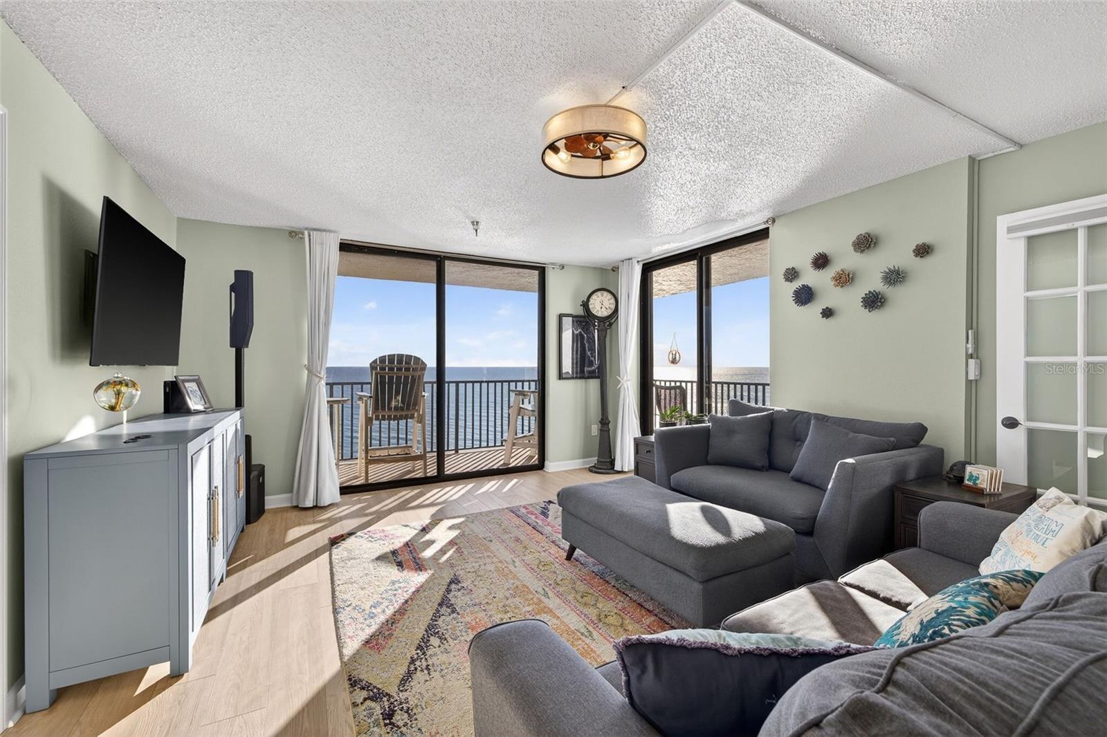 MADEIRA TOWERS CONDO - Residential