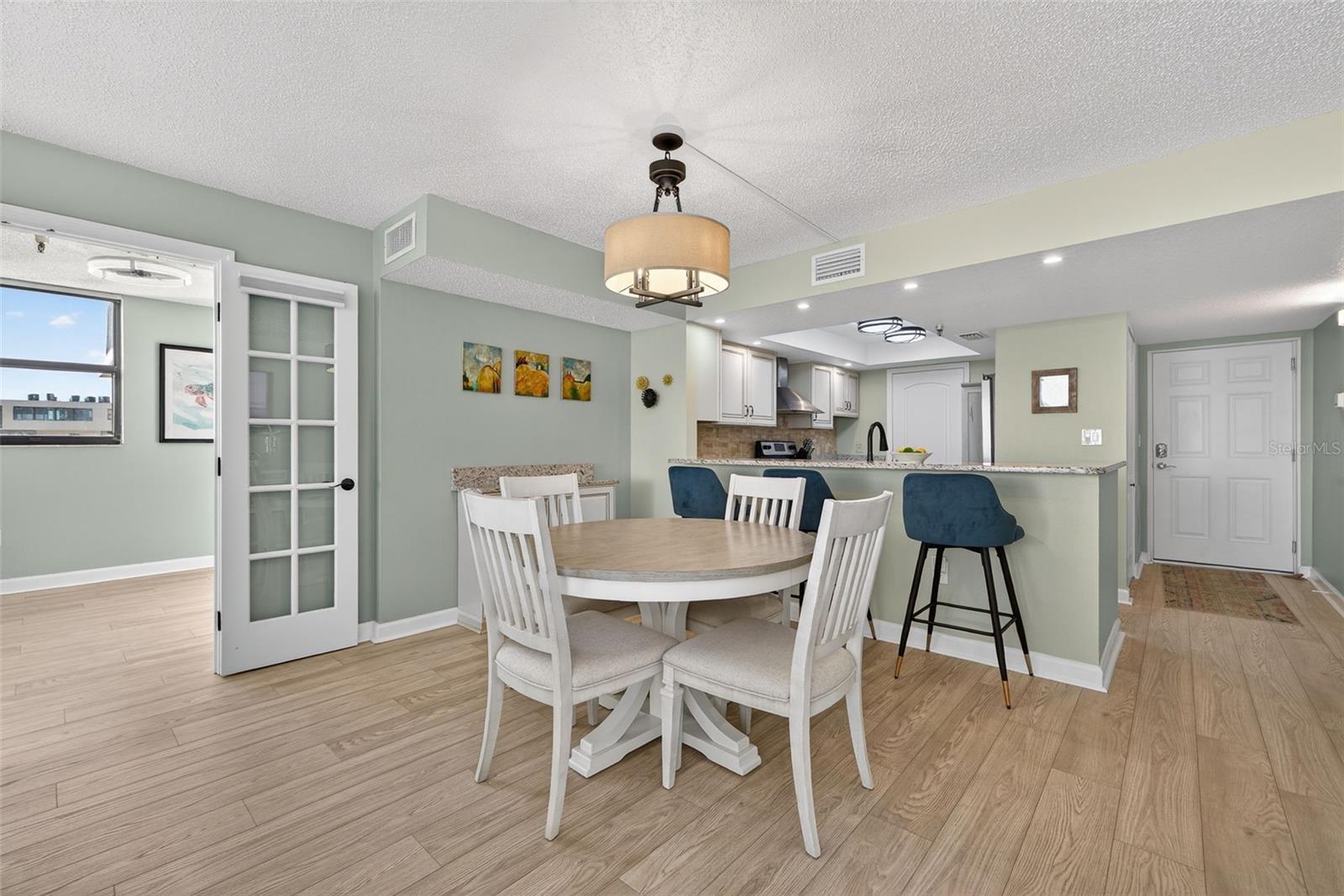 MADEIRA TOWERS CONDO - Residential