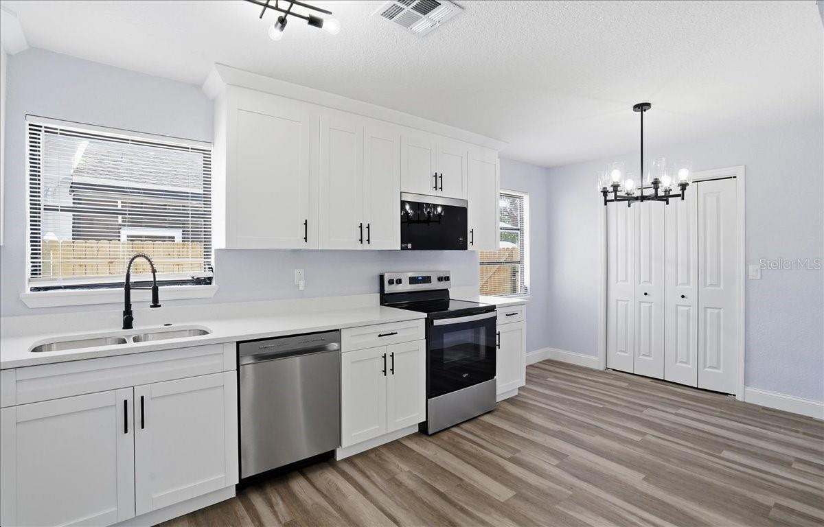 VINSETTA PARK ADD REV - Residential