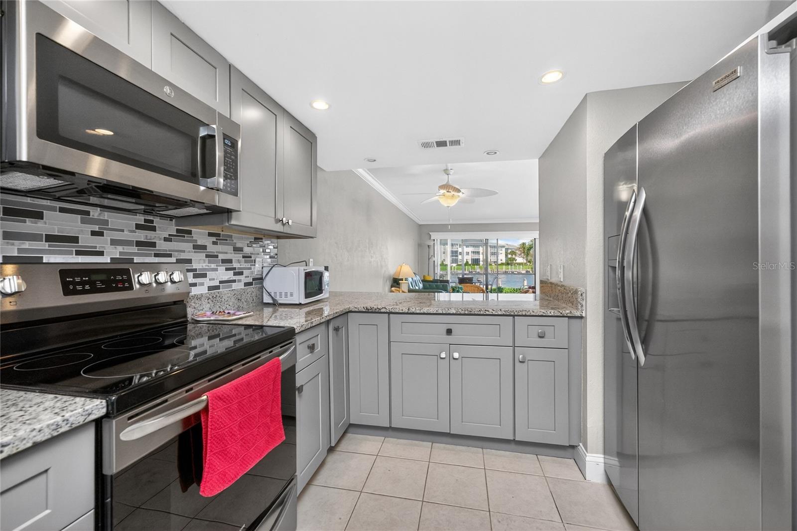 BAL HARB PLACE BLDG 01 - Residential