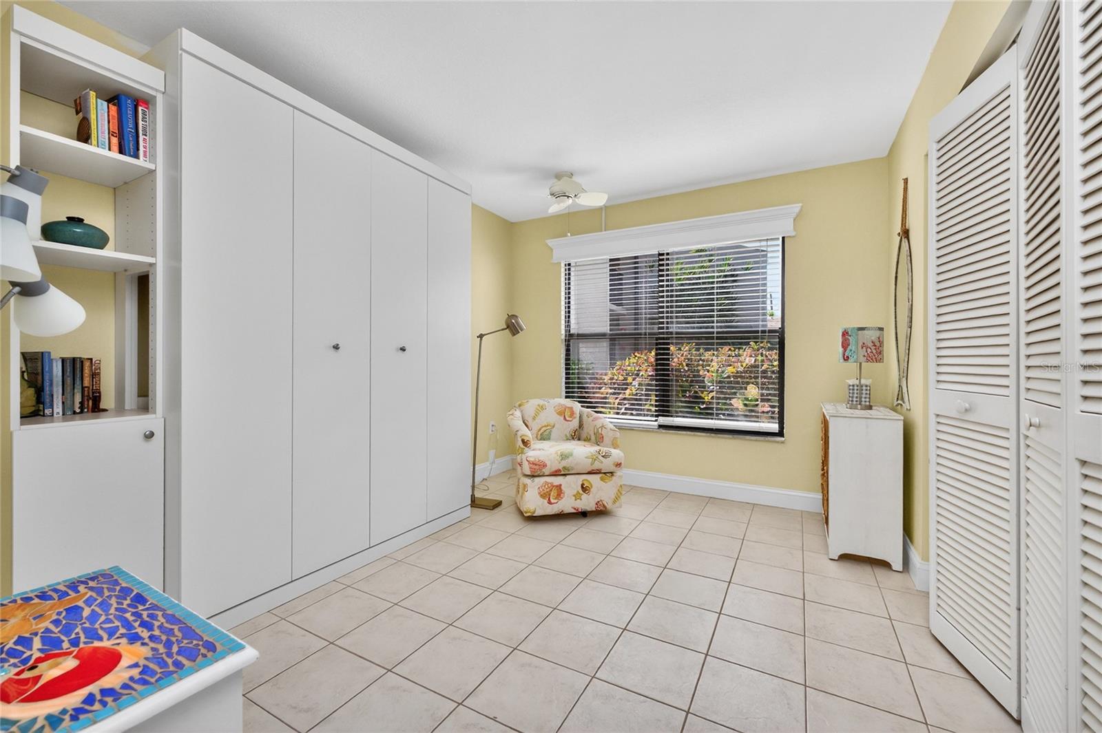 BAL HARB PLACE BLDG 01 - Residential