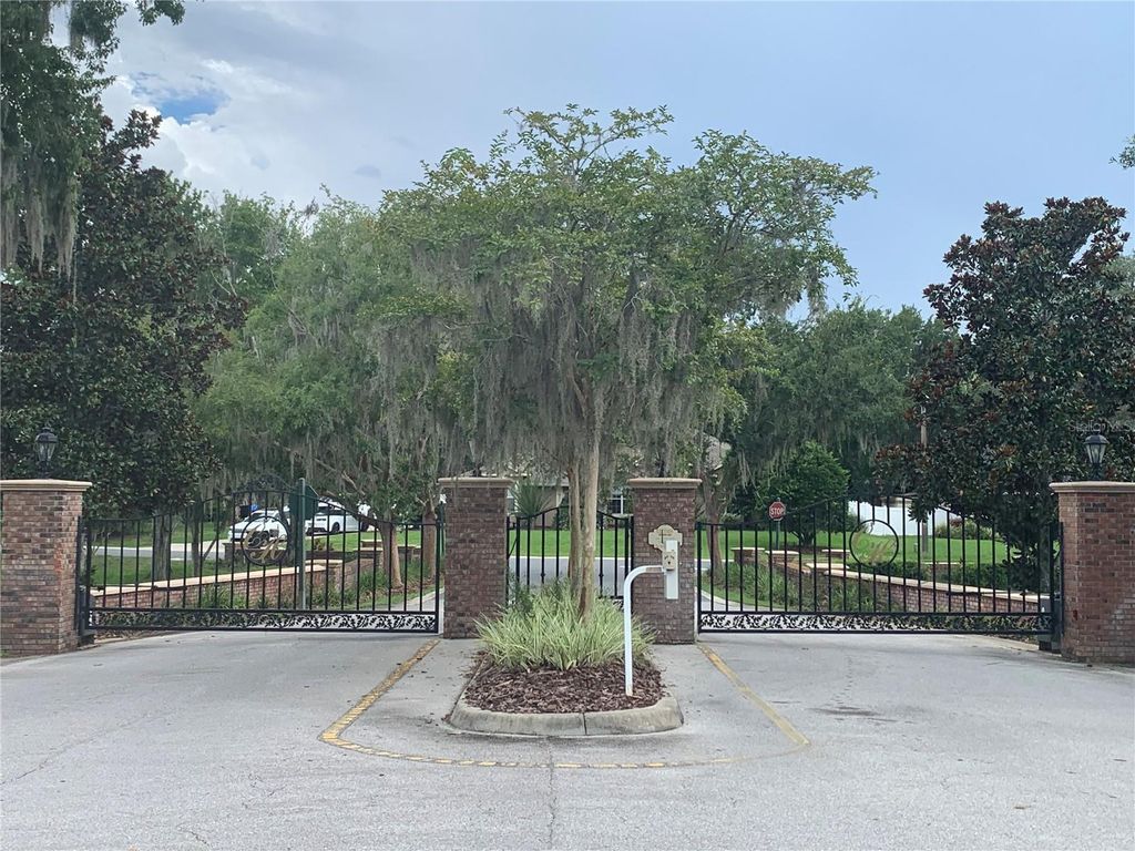 Photo of Tbd SW 9th Avenue, Ocala, FL 34471 (MLS # OM707089)