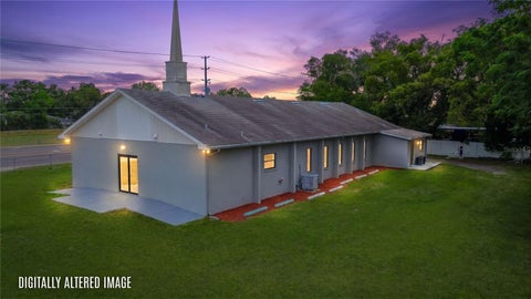 Photo of 4040 E County Road 540a, Lakeland, FL 33813 (MLS # L4961659)