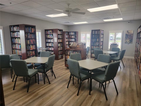 Tiny photo for 5859 Princess Caroline Place, Leesburg, FL 34748 (MLS # G5113961)