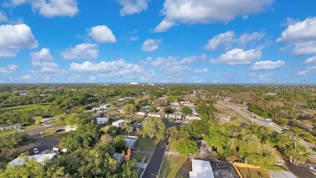 WHISPERING OAKS - Residential