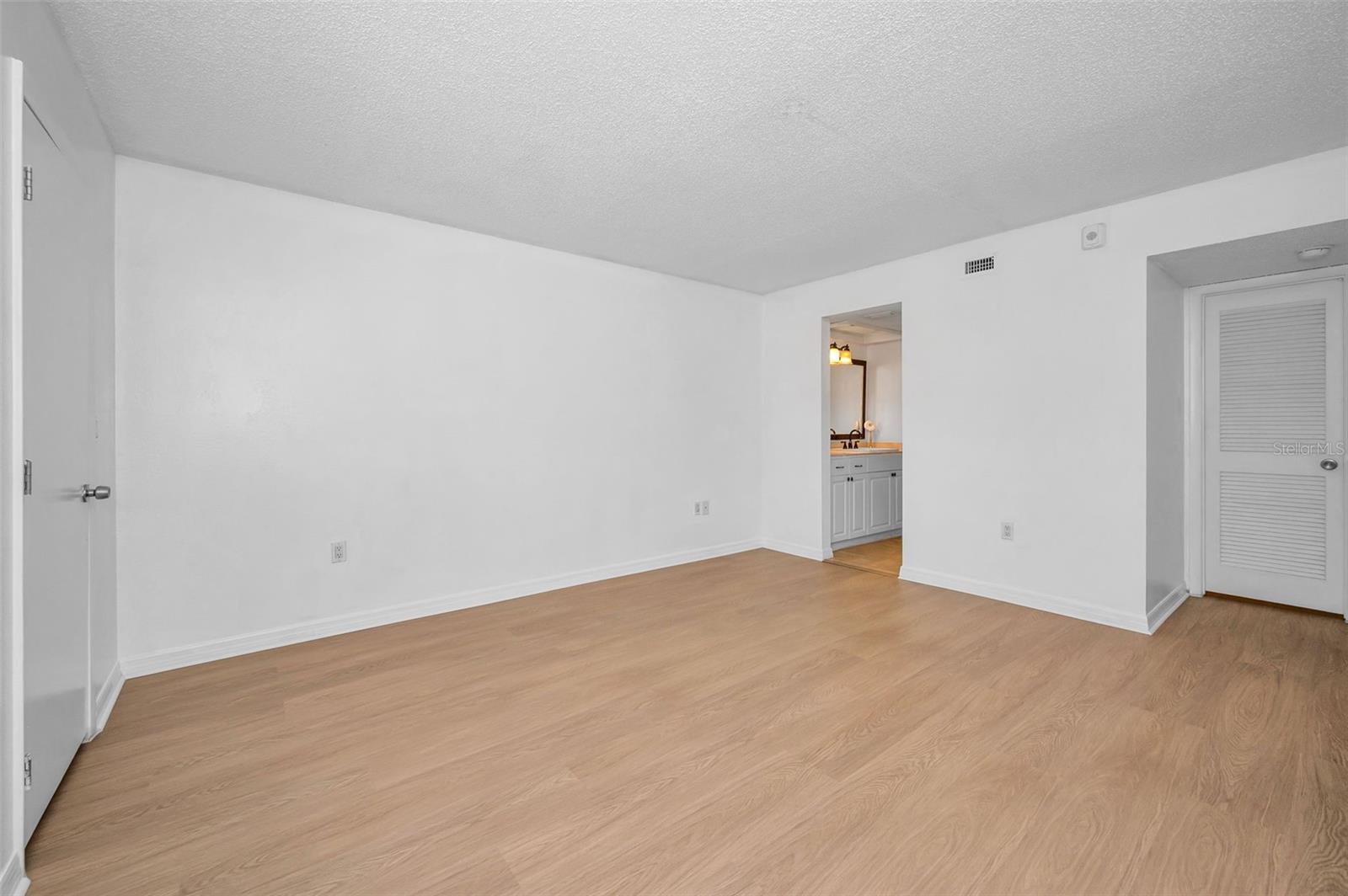 EAST LAKE WOODLANDS CONDO - Residential