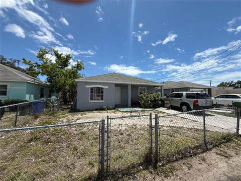 815 12TH AVENUE W BRADENTON FL 34205