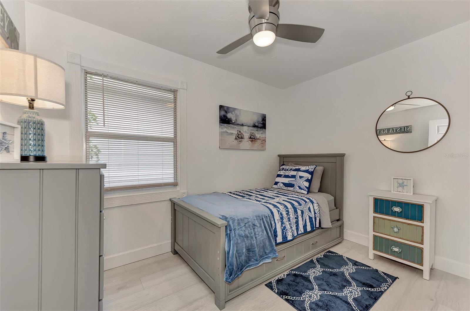 SARASOTA BEACH - Residential Lease