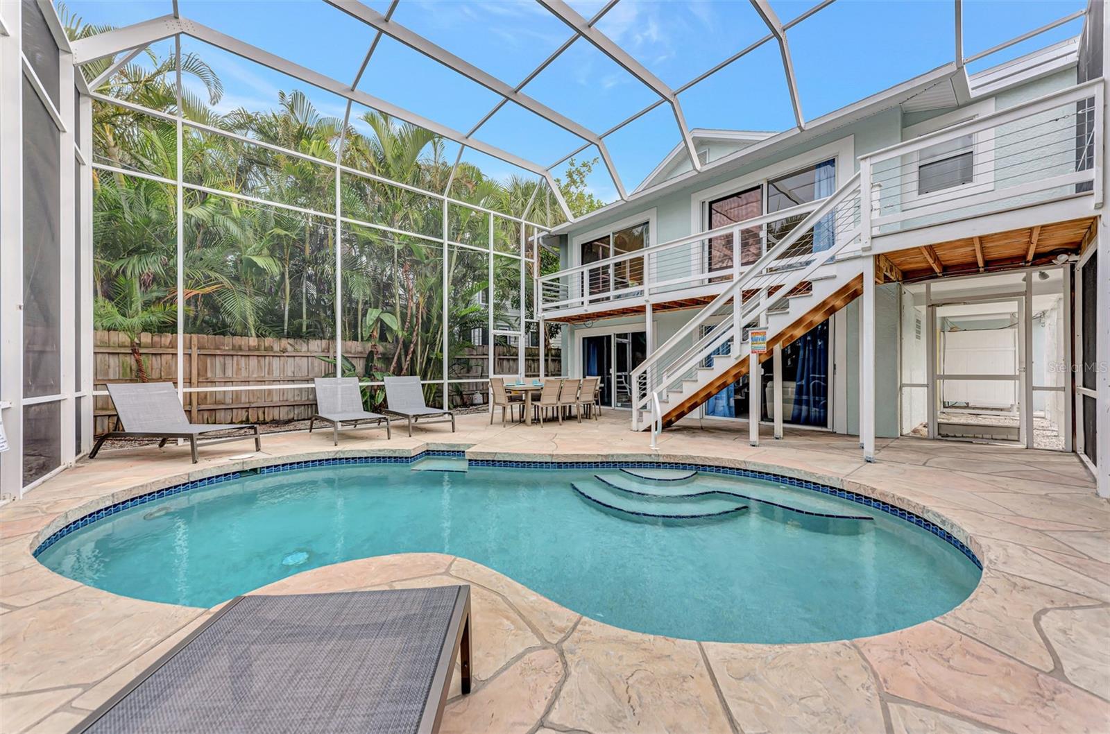 SARASOTA BEACH - Residential Lease