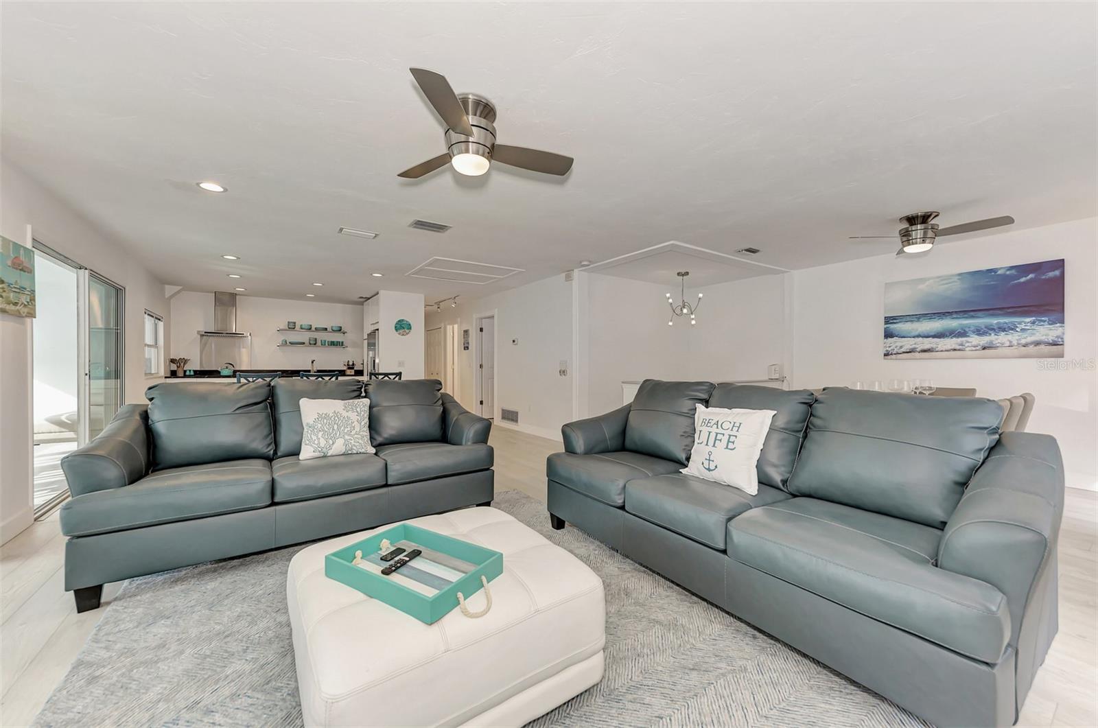 SARASOTA BEACH - Residential Lease