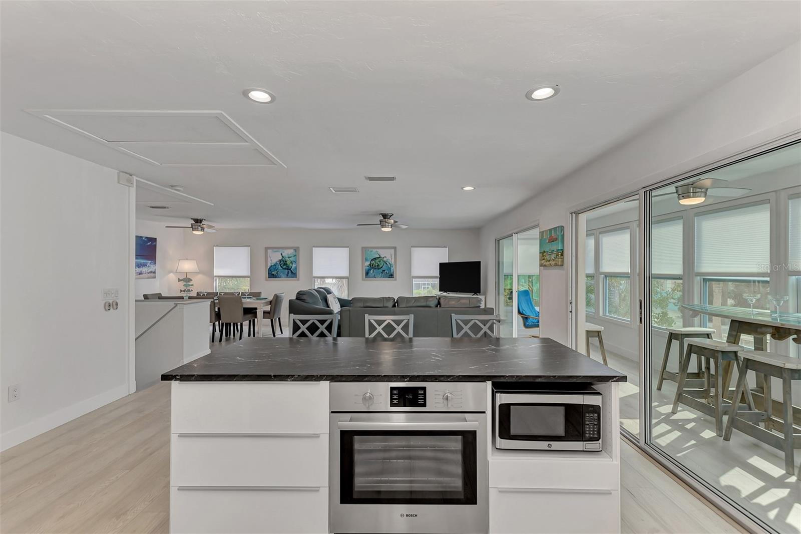 SARASOTA BEACH - Residential Lease