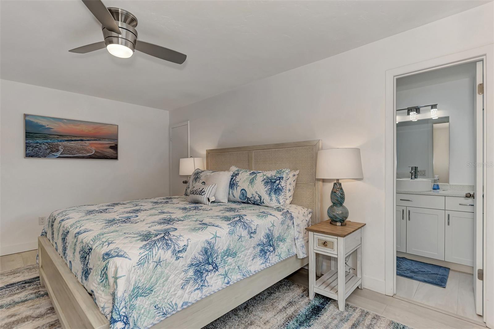 SARASOTA BEACH - Residential Lease